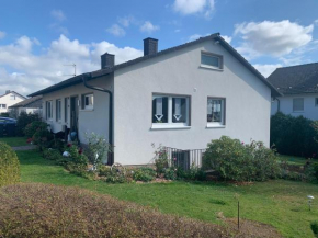 Sauerlandblick - Appartement & FeWo Wickede